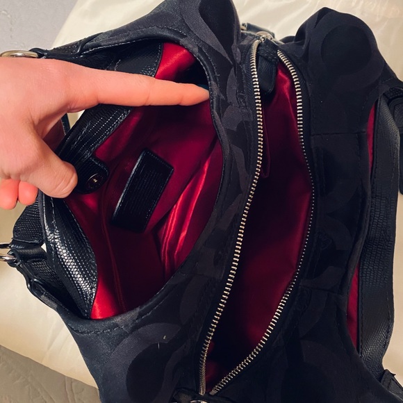 Coach purse - Picture 5 of 6